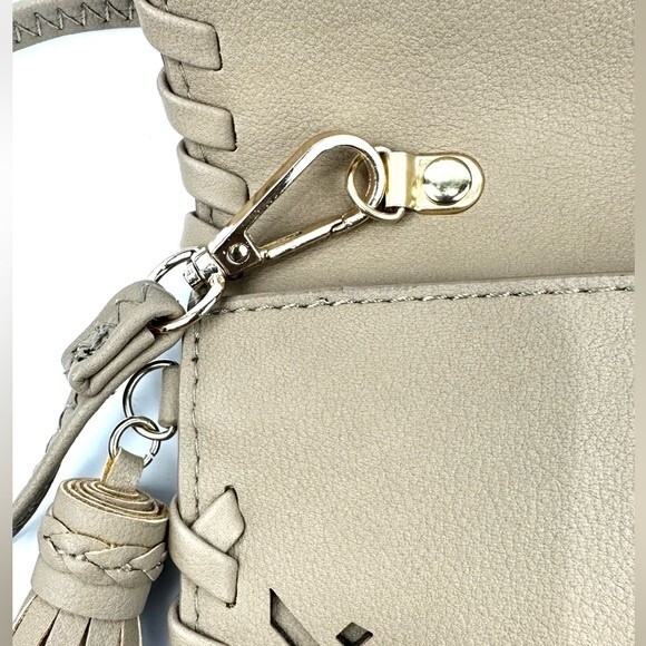 Leyla Laser Cut Envelope Clutch/Crossbody Tan NWOT - Picture 6 of 9